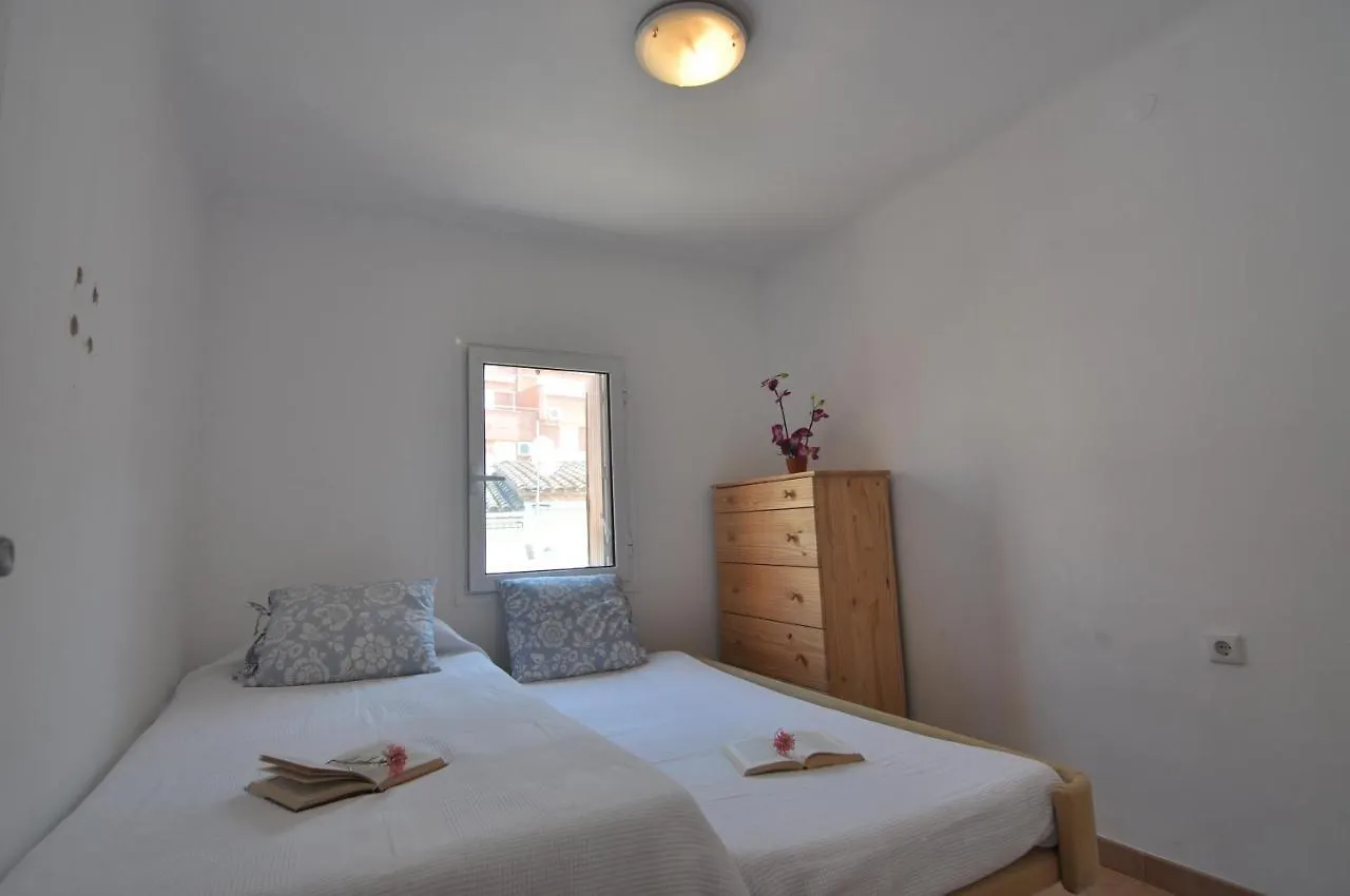 Rnet - Merce Rododera - Puerto Roses Apartment